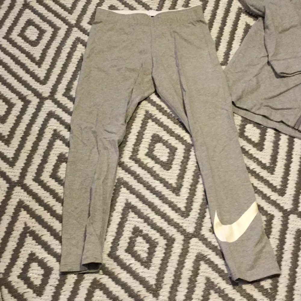 Womens Nike leggings NWT sz Xs